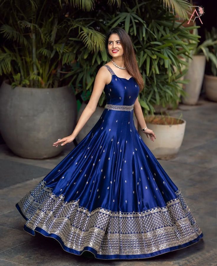 traditional dresses - image 1882 1766222323