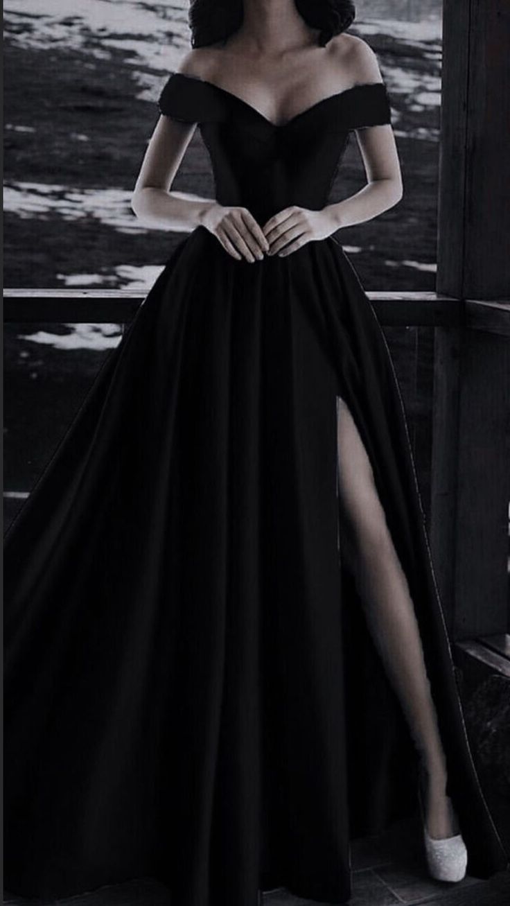 black dresses - Black Dresses - image 3042 1766225175