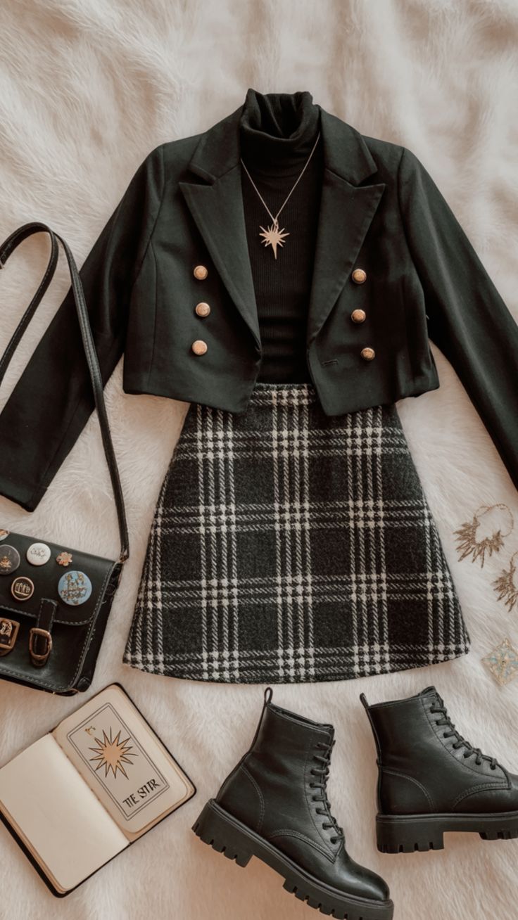 fancy outfits - image 5661 1766231973